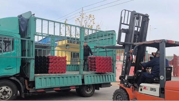 世纪平台：刮板机配件批量交付，筑牢矿井生产根基