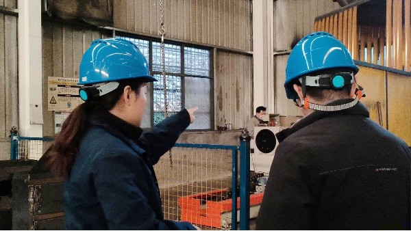 山西晋城赵总莅临世纪平台生产基地考察参观